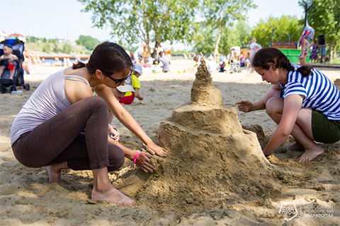 В Набережных Челнах прошел первый городской фестиваль «Песочный город»